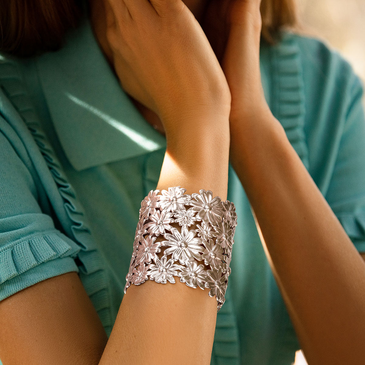 Margaret -Armband, 60 mm, Nr. 6, Silber -plattiert - Trägeransicht