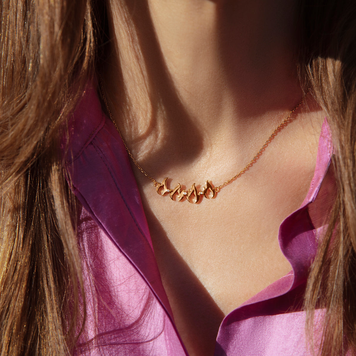 Halskette Flamme vergoldet - Detailansicht