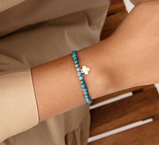 Perlenarmband Neptun mini mit 1 cm runden Kleeblatt silber - Detailansicht