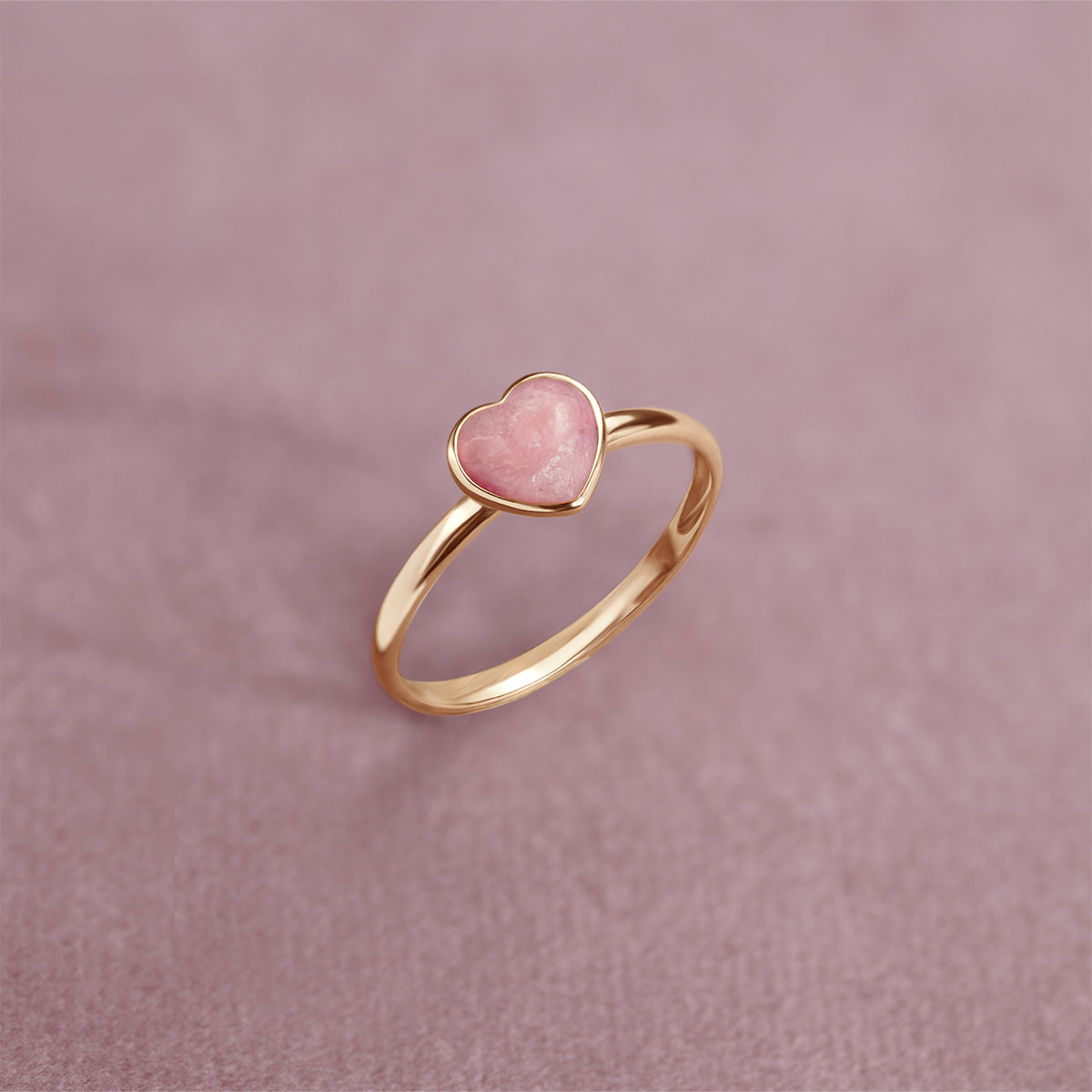 Ring mit rosa Opal Herz in 585er Gelbgold Fassung - Vorderansicht