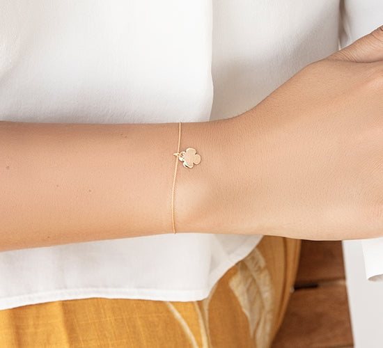 Armband Faden mit 1 cm rundem Kleeblatt vergoldet - Detailansicht