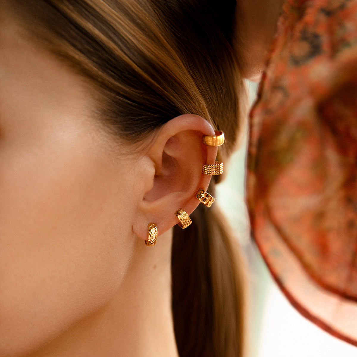 Ear cuff Ethno Multi links vergoldet - Detailansicht