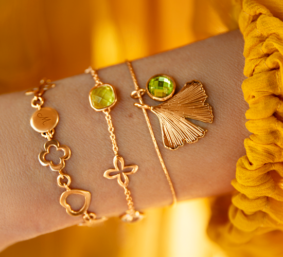 Armband Sublime mit Ginkgo-Anhänger und grünem Quarz vergoldet