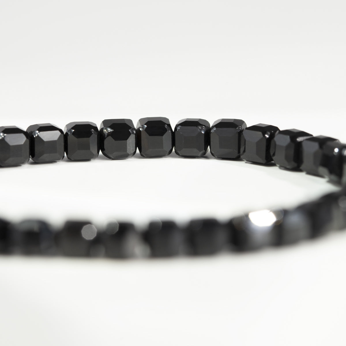 Armband aus Achat Steinen mit Anhänger Quarz schwarz, vergoldet