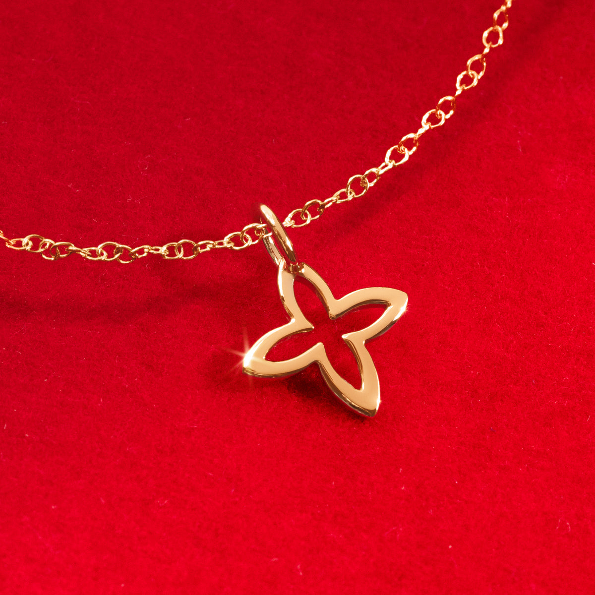 Halskette Faden mit offen gearbeiteter Lilie 1 cm aus 585er Gelbgold
